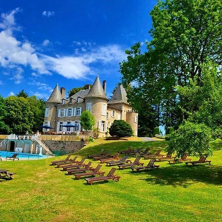 Chateau Le Mialaret Neuvic  Buitenkant foto